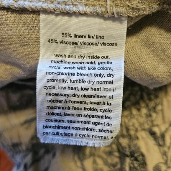 Floral Print Women's Pants-Size Large - Picture 17 of 17